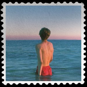 'Alone'の画像