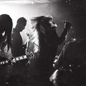 “Ultar”的封面