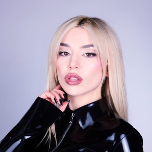 Image for 'Ava Max'