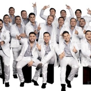 “La Arrolladora Banda El Limón De René Camacho”的封面