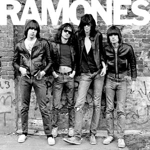 'Ramones [40th Anniversary Deluxe Edition]'の画像