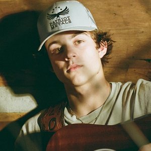'Waylon Wyatt'の画像