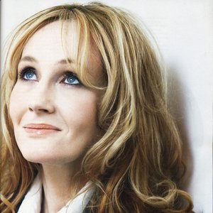 “Joanne K. Rowling”的封面