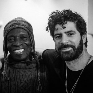 Imagen de 'Yannis & The Yaw'