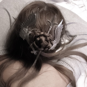 lewistella