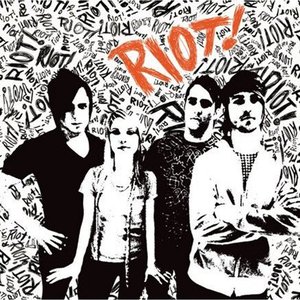 Zdjęcia dla 'Riot! (Limited Edition)'