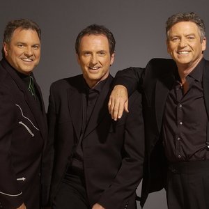 'Larry Gatlin & The Gatlin Brothers'の画像
