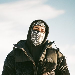 “Gminxr”的封面