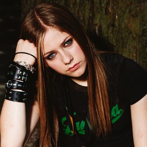“Avril Lavigne”的封面