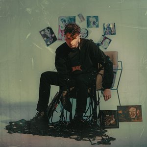 “VHS”的封面