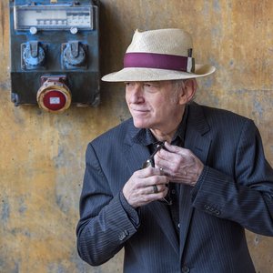 Image for 'Benmont Tench'