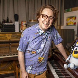 Изображение для 'Bluey, Joff Bush'