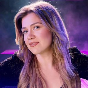 'Kelly Clarkson'の画像
