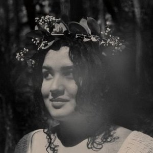 Image pour 'Bella Álvarez'