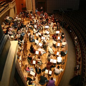“Filmharmonic Orchestra, Prague”的封面