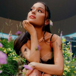 'Ariana Grande'の画像