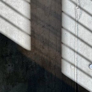 “Saahat”的封面
