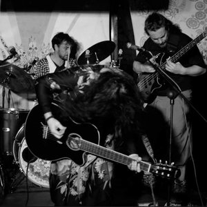 “Solteronas en escabeche”的封面