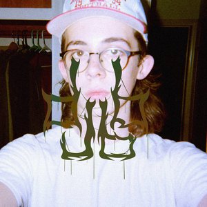“DJ BeetleBitch”的封面
