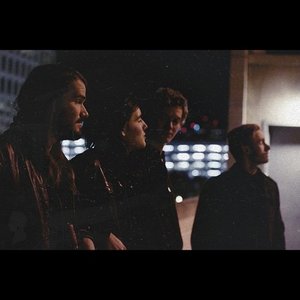 “Maudlin Strangers”的封面
