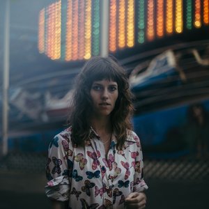 Imagem de 'Katie Von Schleicher'