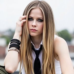 'Avril Lavigne'の画像