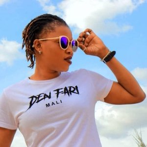 “Ami Yerewolo”的封面