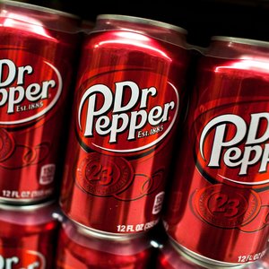 “Dr. Pepper”的封面