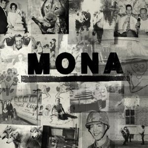 “Mona”的封面