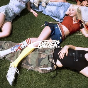 'Crazier - The 11th Album'の画像