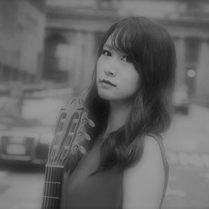 “Ayane Shino”的封面