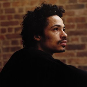 Bild för 'Eagle-Eye Cherry'