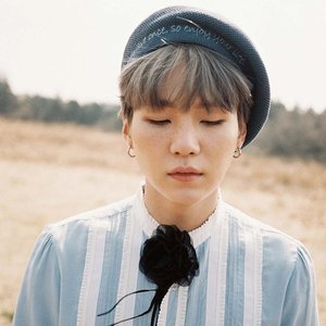 '민윤기' için resim