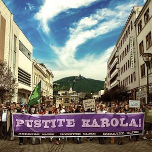 “Pustite Karola!”的封面