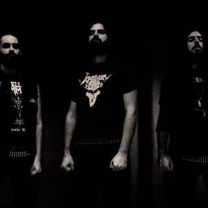 “Ravencult”的封面