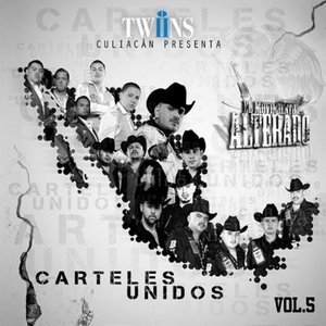 “Carteles Unidos”的封面