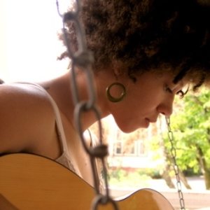 Bild für 'Chastity Brown'