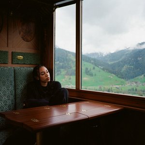 'missing everything'の画像