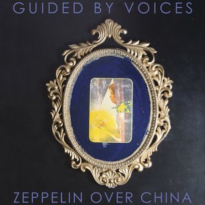 “Zeppelin Over China”的封面