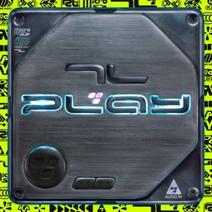 “PLAY: RUSH”的封面