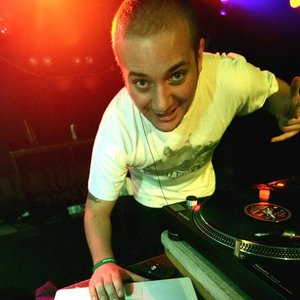 “DJ Tuco”的封面