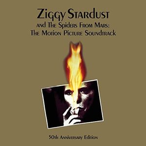 “Ziggy Stardust and the Spiders from Mars: The Motion Picture Soundtrack (Live, 50th Anniversary Edition, 2023 Remaster)”的封面