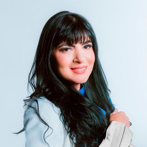 Image for 'Fernanda Brum'