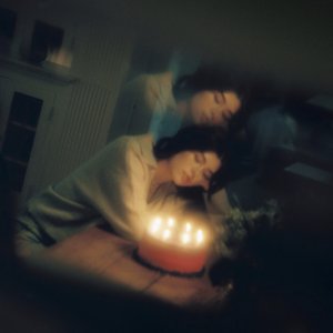 “Birthday Cake”的封面