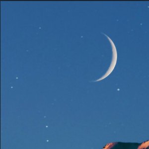 “Lunar Skybox”的封面