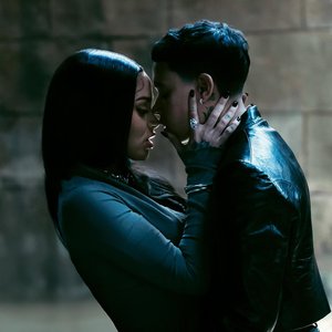 Imagen de 'worst behaviour (feat. Kehlani)'