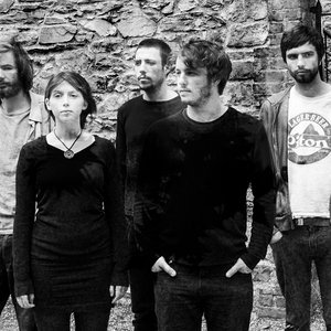 “Elastic Sleep”的封面