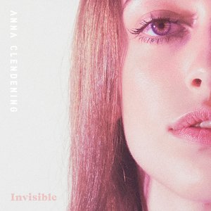 “Invisible”的封面