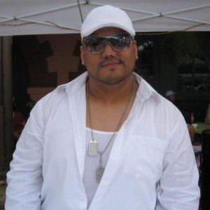 “Miguel Hernandez”的封面