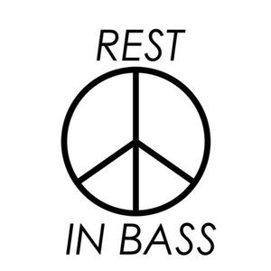 “REST IN BASS (1)”的封面